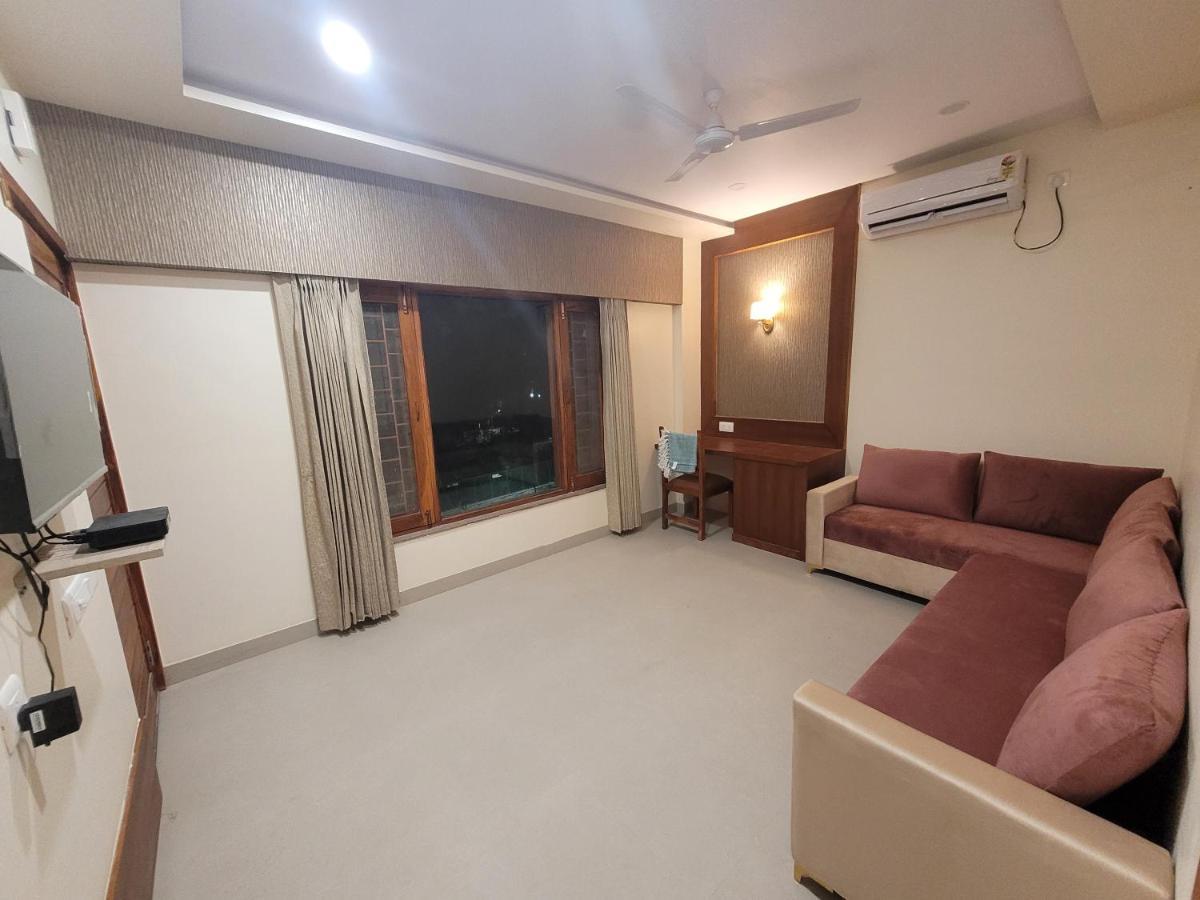 Hotel Ananda Kashi فاراناسي المظهر الخارجي الصورة